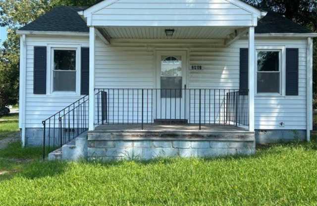 2407 Oaklawn Boulevard photos photos