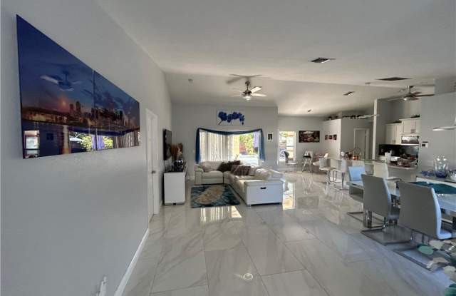 306 SE 47th Street photos photos