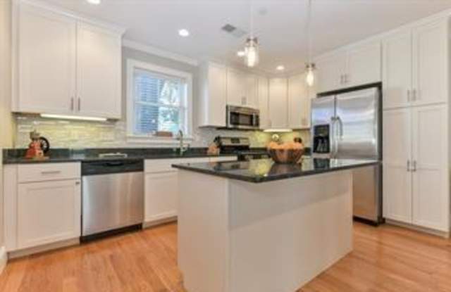 6 Peter Parley Rd, Boston, MA, 02130 Gallery 2