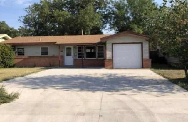 Perfect home for anyone - 3815 26th Street, Lubbock, TX 79410 Perfect home for anyone - 3815 26th Street, Lubbock, TX 79410