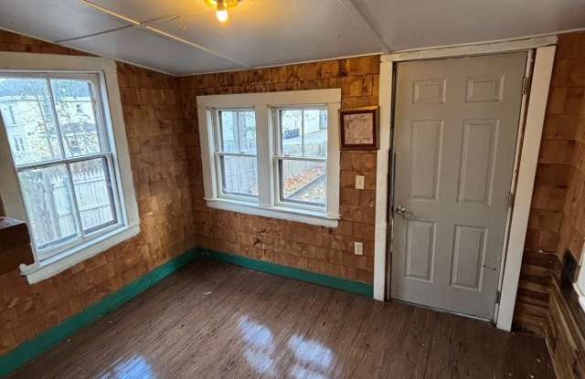 12 Boynton Street - 1 Gallery 2