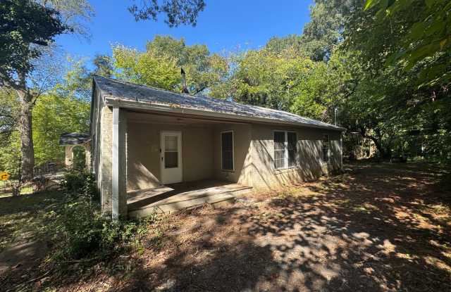 3/1 near uptown Shelby, nc (As of today 10/08 - Cleaning / Refinishing Tub) Gallery 3