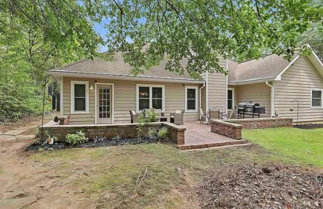 Nicely Maintained 3 bedroom, 2 bath home in Peachtree City Gallery 3