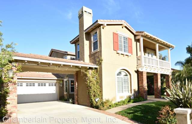 6356 Huntington Drive Gallery 2