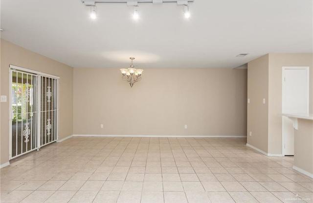 200 Yuma Gallery 4
