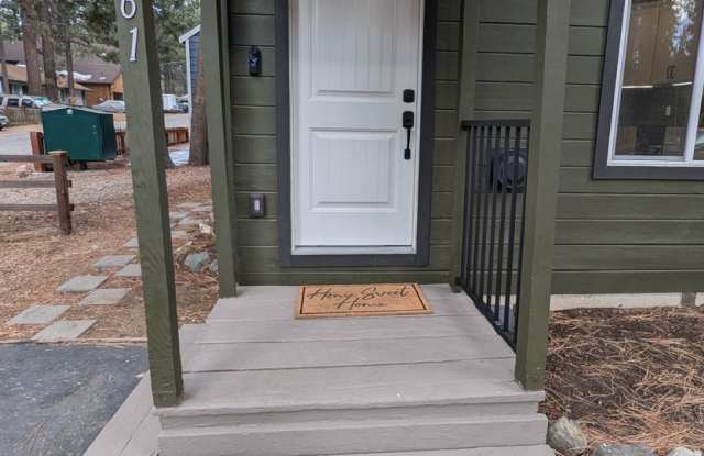 Completely remodeled stand alone Studio Cabin! Available now!! Call and inquire today! Gallery 3
