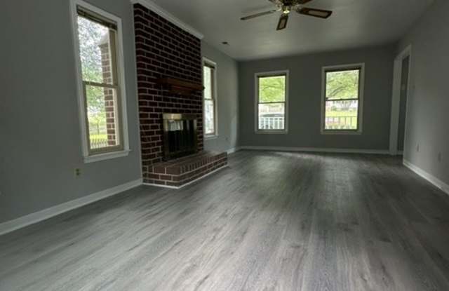 11914 Park Forest Way Gallery 3