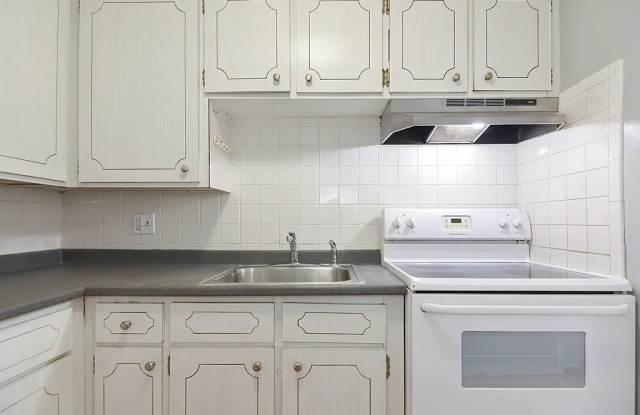 46 Adams St Apt B5 photos photos