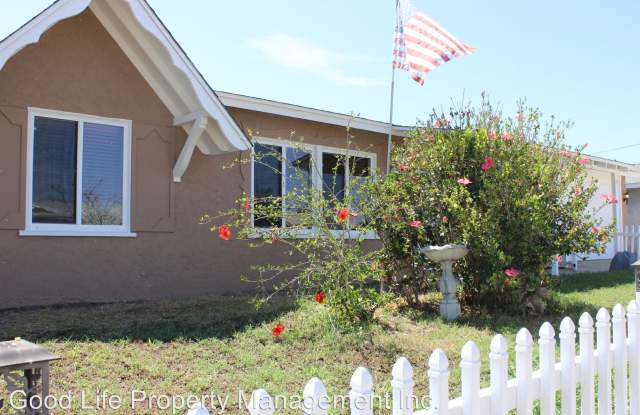 552 Carlsbad St Gallery 3