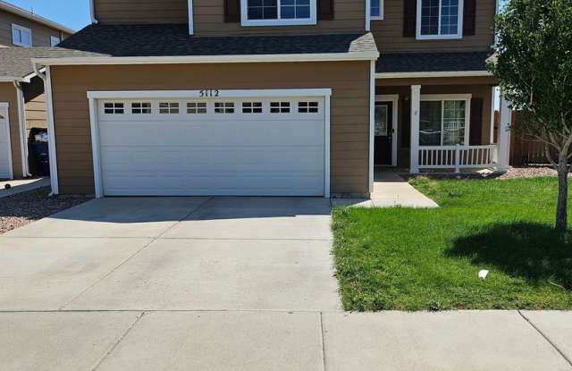 ALL PROSPECTIVE TENANTS MUST SUBMIT A $58 NON-REFUNDABLE APPLICATION FEE PER APPLICANT ONLINE AND BE PRE-QUALIFIED PRIOR TO ANY SHOWINGS photos photos