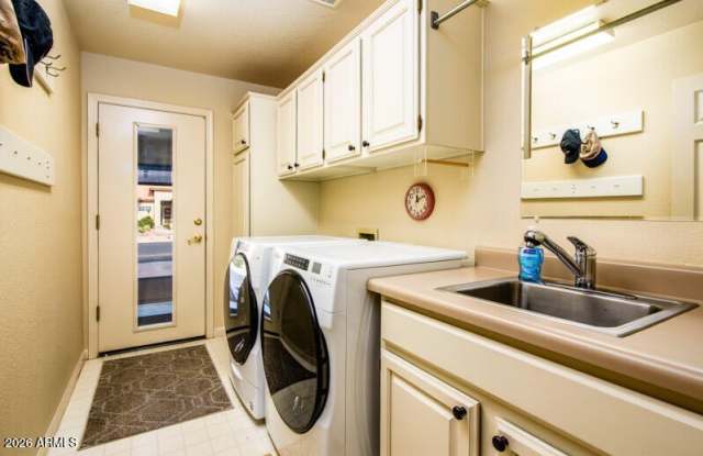 10929 E SPRING CREEK Road Gallery 4