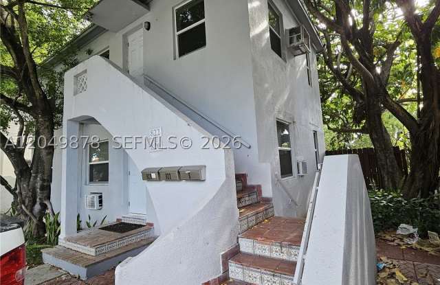 822 SW 31st Ave photos photos