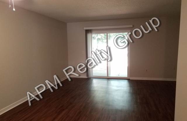 Cherry Hall Townhomes MOVE IN SPECIAL 50% OFF FIRST MONTH RENT photos photos