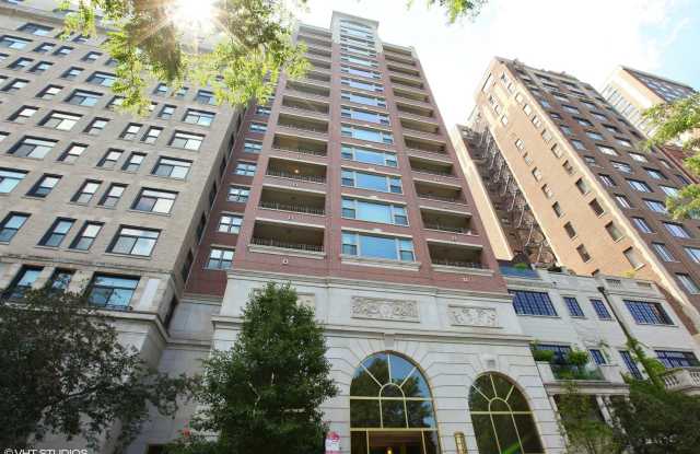 2120 N Lincoln Park W Avenue unit: 14 photos photos