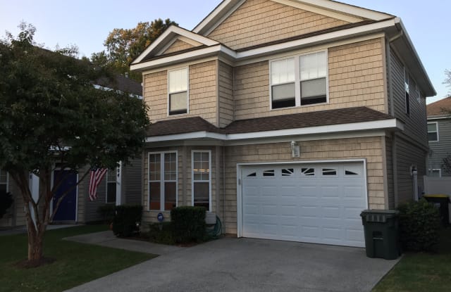 4704 Martinique Ct Gallery 1