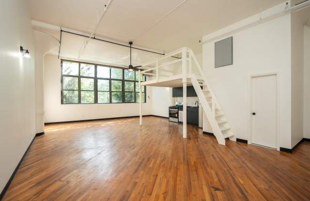 2 UNION ST photos photos