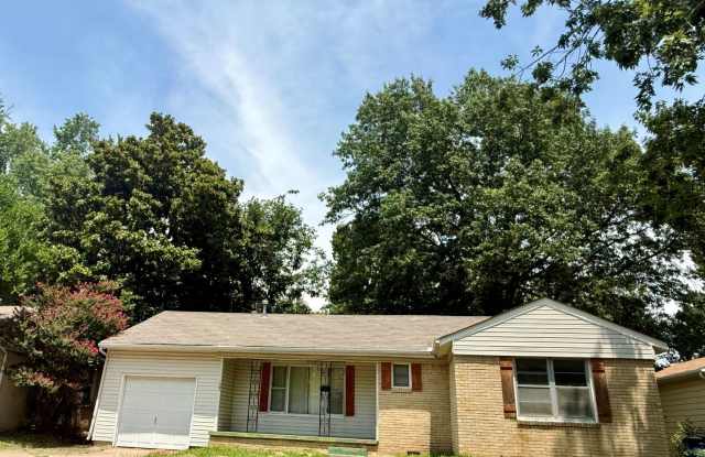 AVAILABLE FOR IMMEDIATE MOVE IN! WALK TO RIVERSIDE PARKS!!! photos photos AVAILABLE FOR IMMEDIATE MOVE IN! WALK TO RIVERSIDE PARKS!!! photos photos