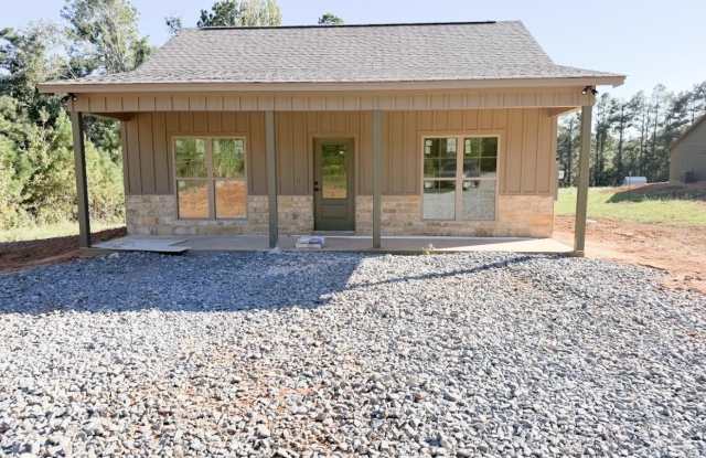 1228 BROWNLEE ROAD Gallery 1