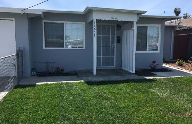 $2,790 – STUNNING 3 BEDROOM REMODELED HOME IN NEWARK - 36657 Jennifer Street, Newark, CA 94560 $2,790 – STUNNING 3 BEDROOM REMODELED HOME IN NEWARK - 36657 Jennifer Street, Newark, CA 94560