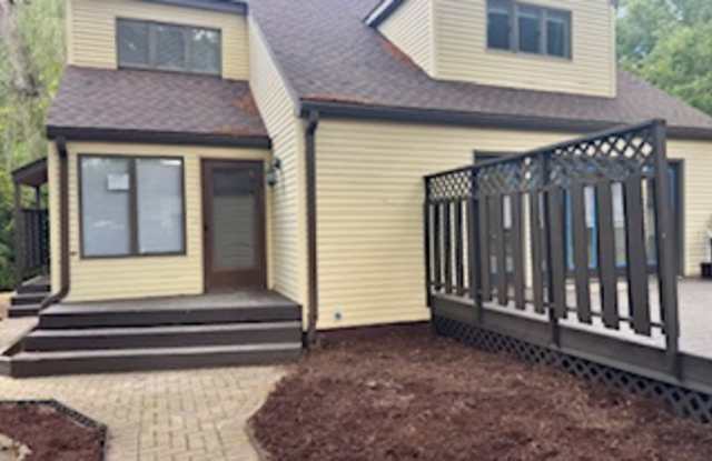 38603 North Pine Grove Avenue photos photos