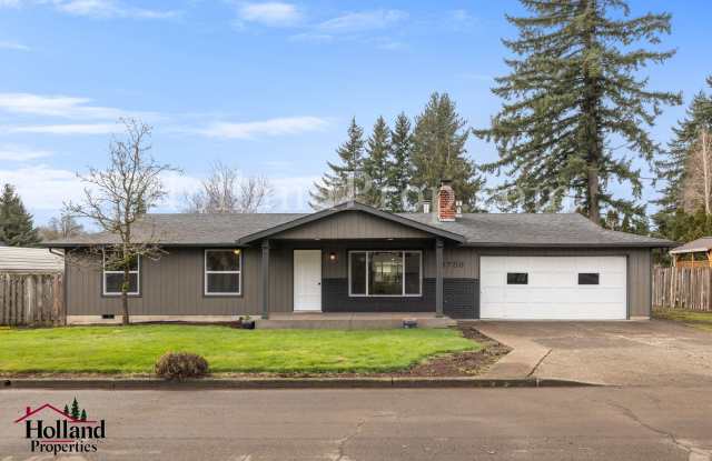 Fully Renovated 4-Bedroom Home with Shop, RV Parking  Expansive Yard – Oregon City photos photos