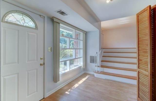 17 Brook Pl photos photos