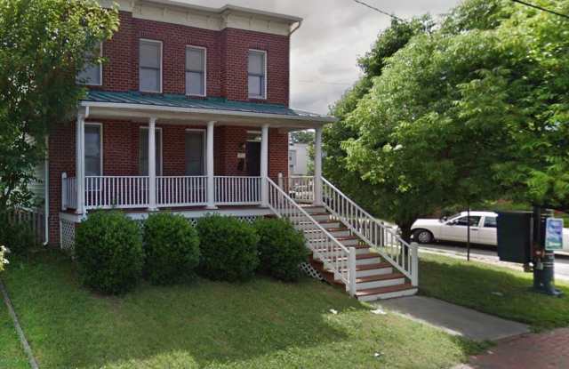 Large 4 Bedroom 2.5 Bath Home Near VCU. photos photos