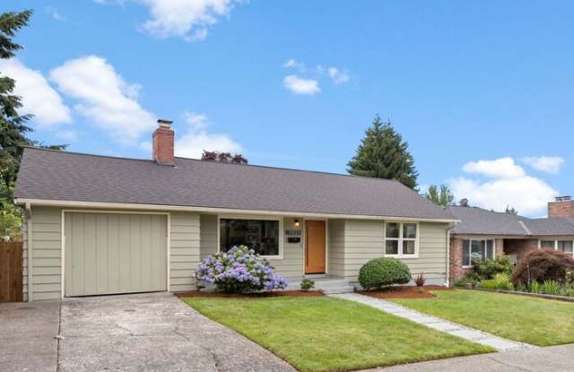 4821 43rd Avenue South photos photos