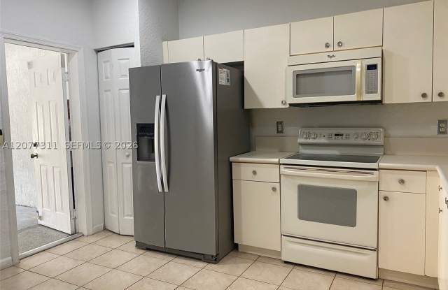 4218 Vineyard Cir Gallery 2