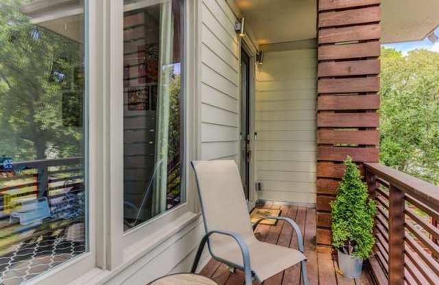 1758 Beacon Hill Boulevard NE Gallery 3