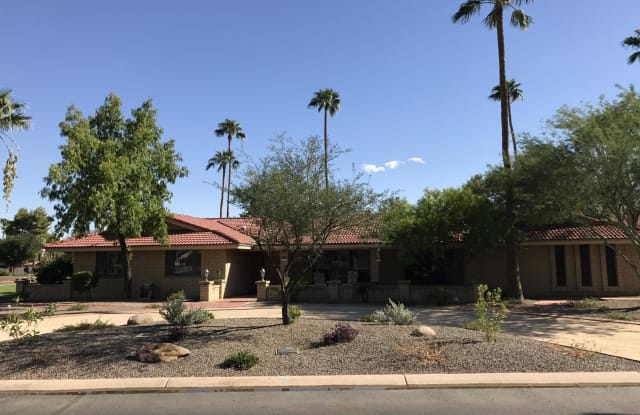 185 E CERCADO Lane - 185 East Cercado Lane, Litchfield Park, AZ 85340