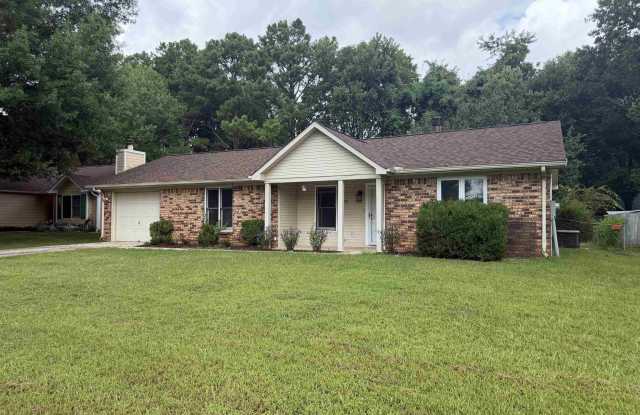 1027 Riverchase Road Gallery 1