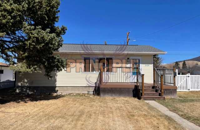 Charming 2-Bedroom Home on the Flats photos photos