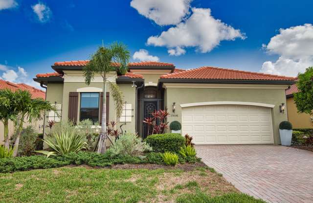 Seasonal Short-Term 4 Bedroom 3 Bathroom Heated Pool Home located in Sarasota National with Resort-like Amenities. photos photos