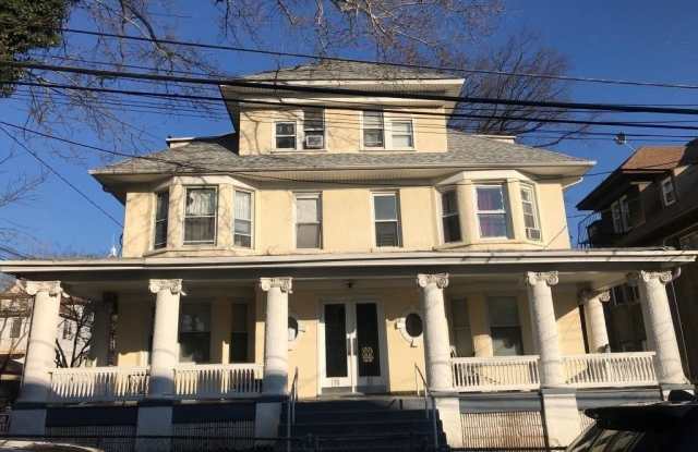 35 Norwood Avenue - 35 Norwood Avenue, Staten Island, NY 10304
