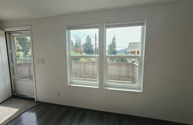 Bremerton Home with Kitsap Lake Views and Spacious Outdoor Space Gallery 4