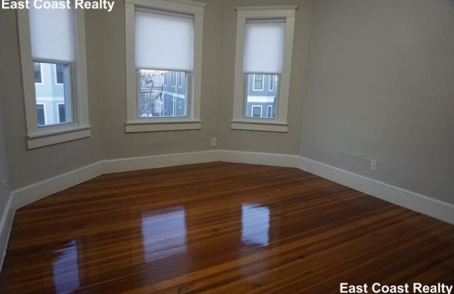 19 Roseclair St. - 19 Roseclair Street, Boston, MA 02125 19 Roseclair St. - 19 Roseclair Street, Boston, MA 02125