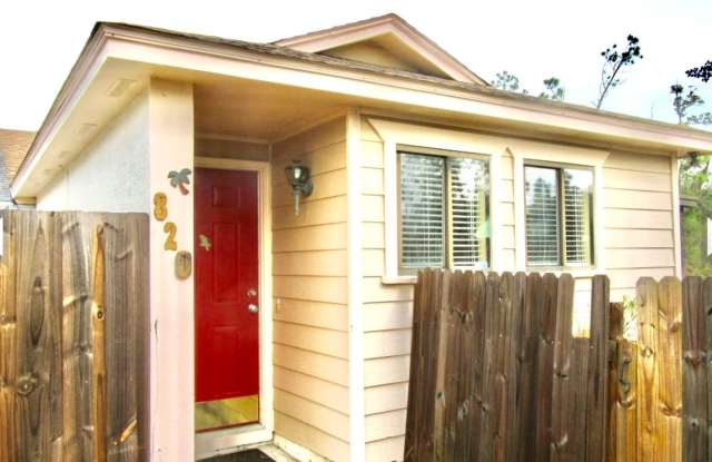 820 Premier Dr. Gallery 1