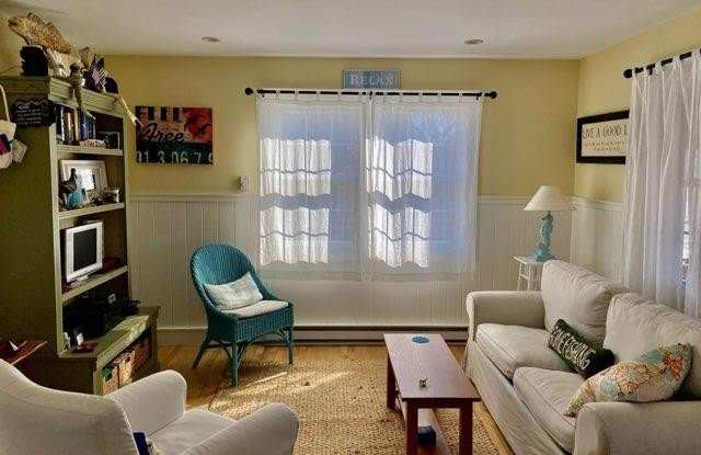144 Bungalow Gallery 4
