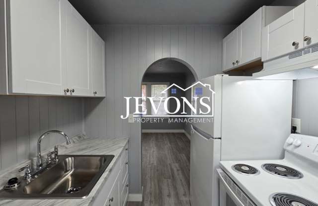 303 S 2nd St Yakima, WA 98901 photos photos