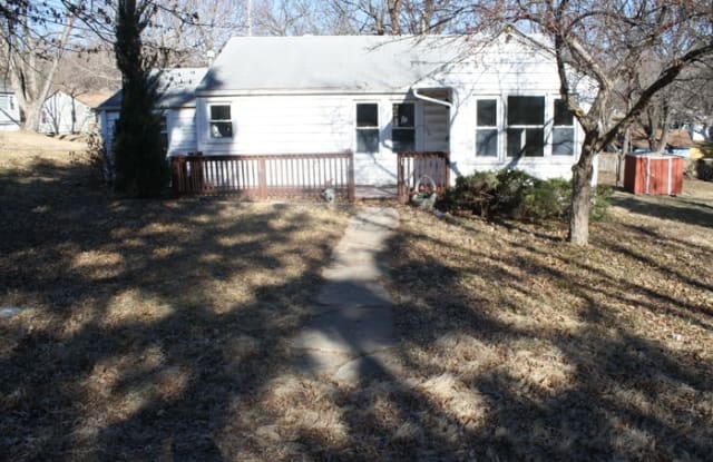 5730 Parkview Avenue - 5730 Parkview Avenue, Kansas City, KS 66104