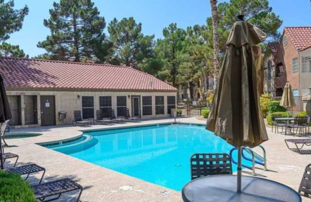 GUARD GATED / Canyon Gate Highly upgraded 2/2 2nd floor unit. Gallery 3
