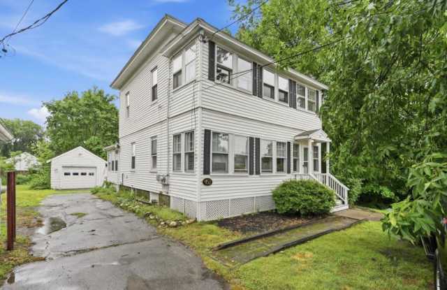 457 North Franklin Gallery 1