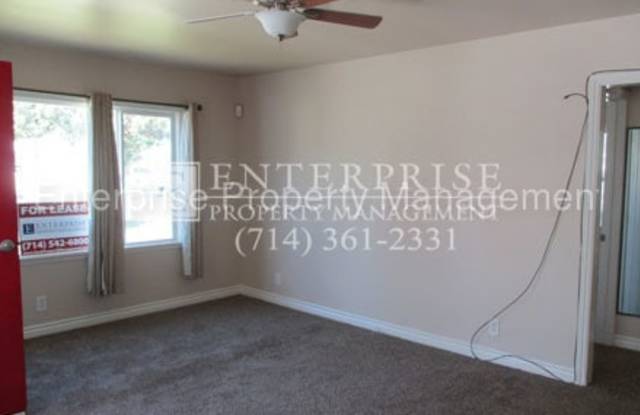 134 East Everett Place Gallery 4