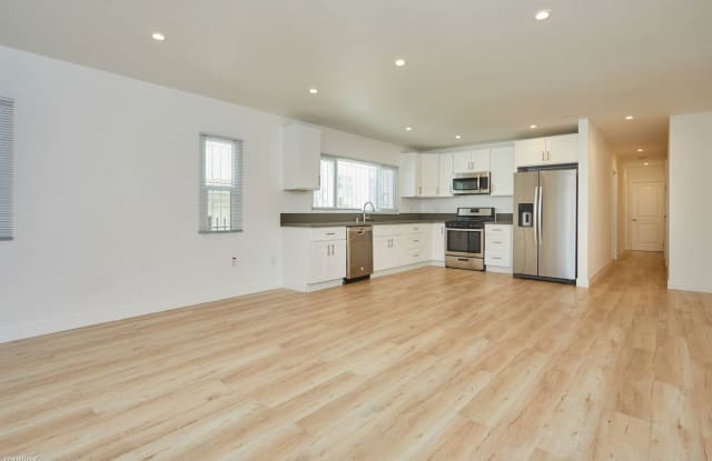 3414 3rd Avenue - 3414 S 3rd Ave, Los Angeles, CA 90018