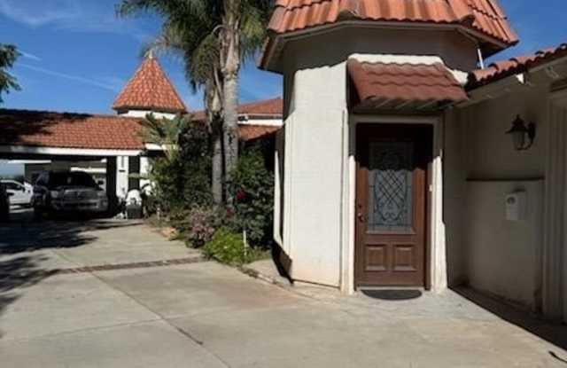 18764 Consul photos photos