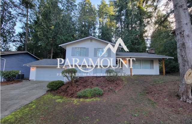 Recently Updated 3-Bed with Bonus Space in Silverdale! Gallery 3