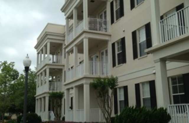 Baldwin Park: Gorgeous 2nd Floor Condo with private elevator photos photos