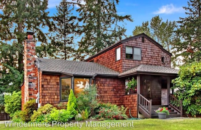 16030 Meadow Rd - 16030 Meadow Rd, Larch Way, WA 98087