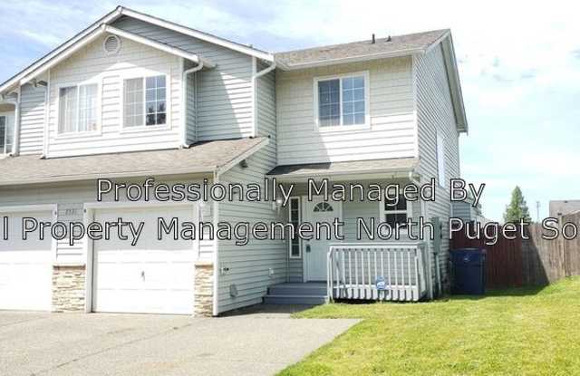 2331 190th St SW - 2331 190th Street Southwest, Alderwood Manor, WA 98036